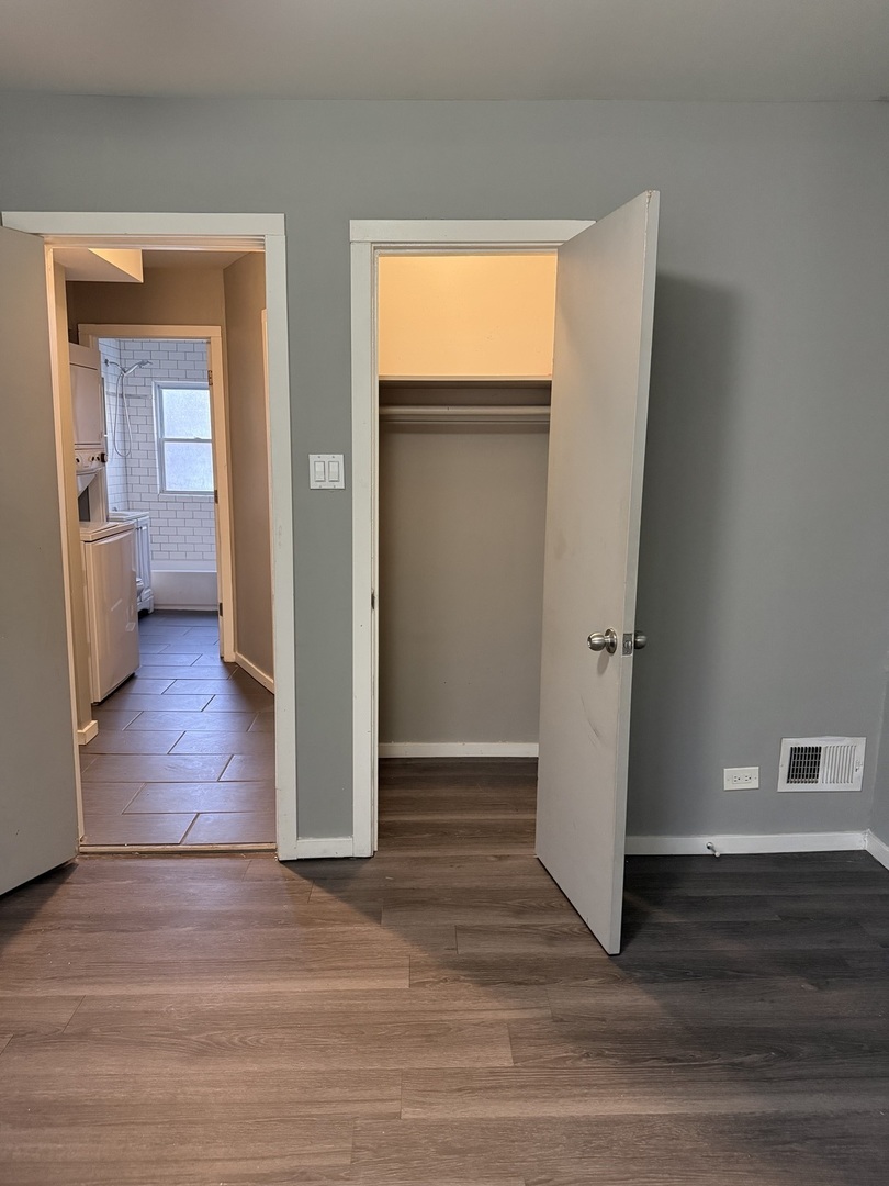 2448 East 74th Street Chicago IL 60649