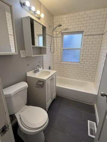 2448 East 74th Street Chicago IL 60649