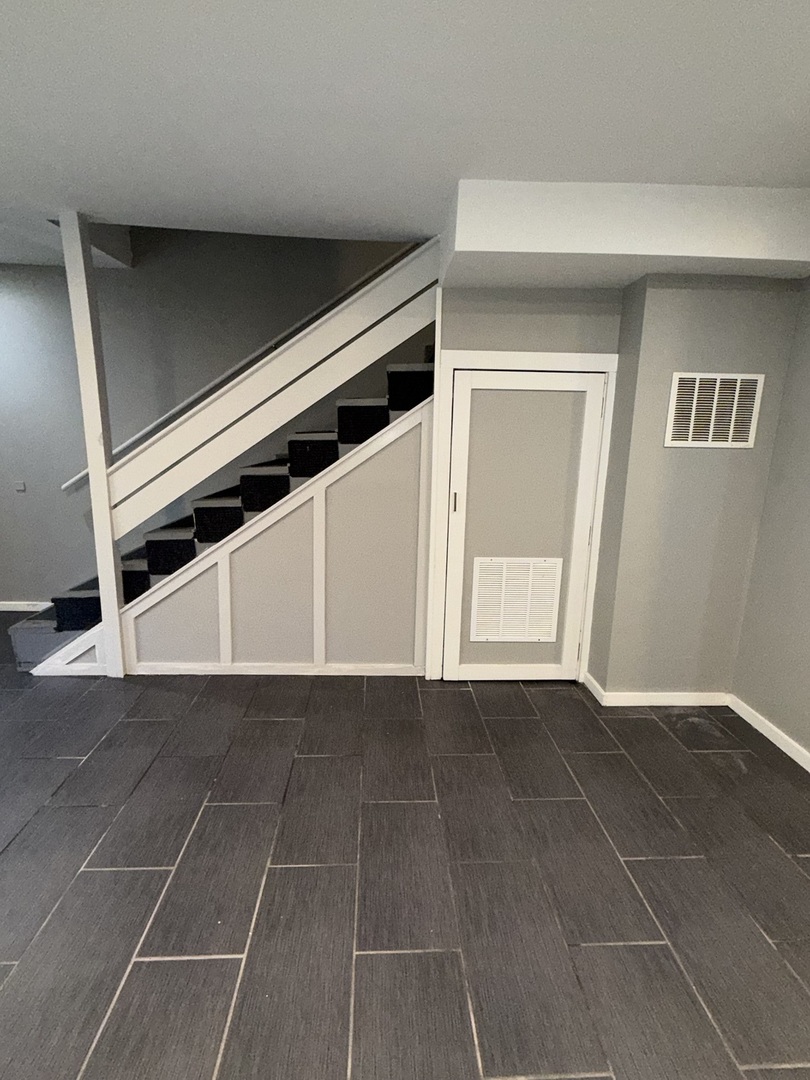 2448 East 74th Street Chicago IL 60649