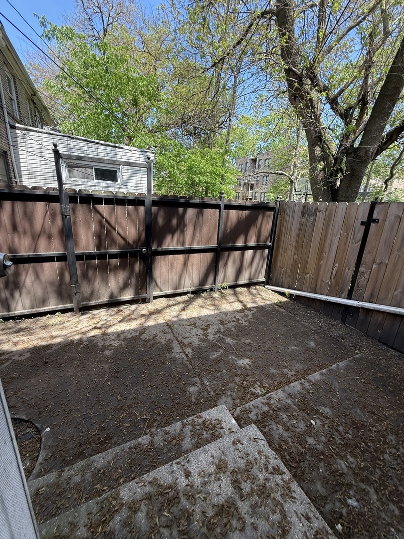 2448 East 74th Street Chicago IL 60649