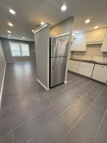 2448 East 74th Street Chicago IL 60649