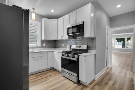 6233 South Claremont Avenue Chicago IL 60636