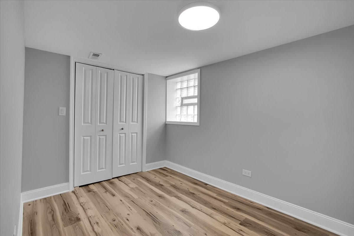 6233 South Claremont Avenue Chicago IL 60636