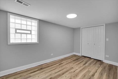 6233 South Claremont Avenue Chicago IL 60636
