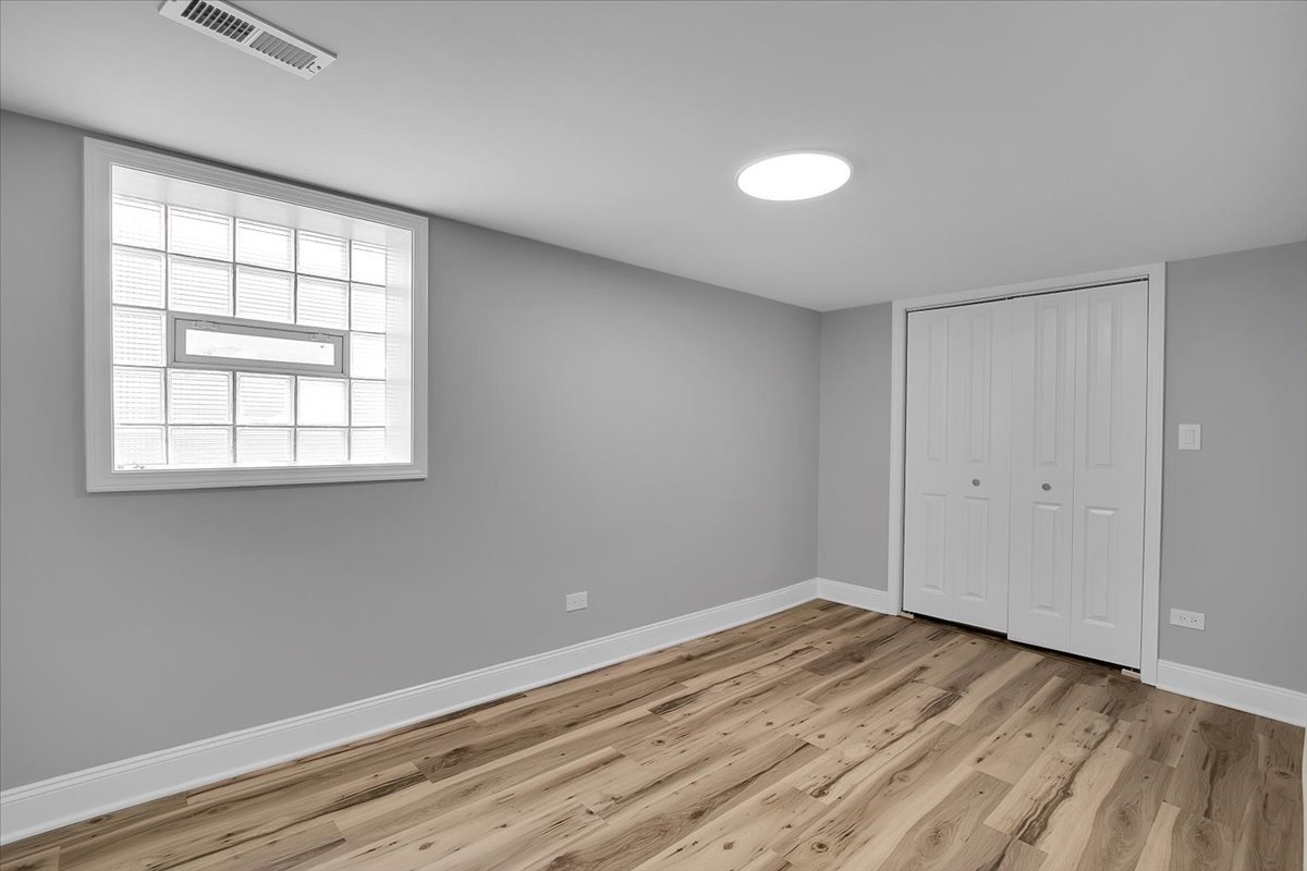 6233 South Claremont Avenue Chicago IL 60636
