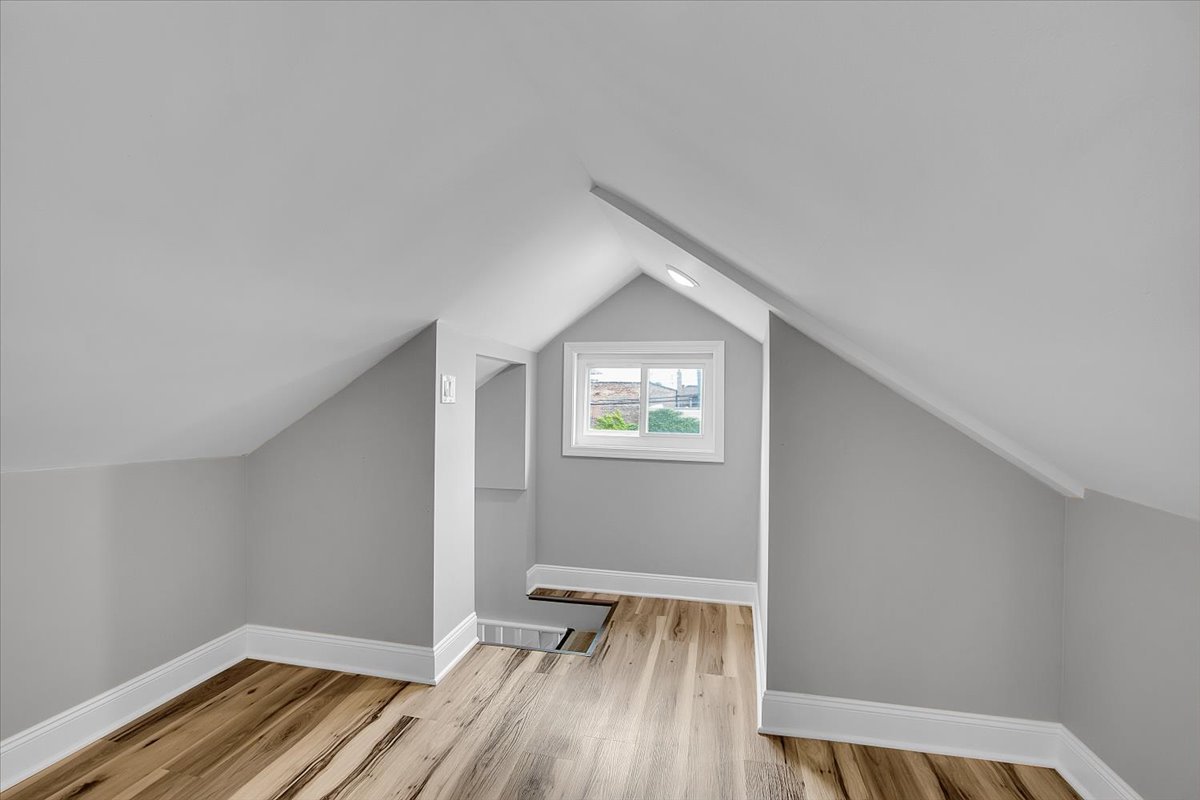 6233 South Claremont Avenue Chicago IL 60636