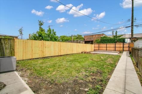 6233 South Claremont Avenue Chicago IL 60636