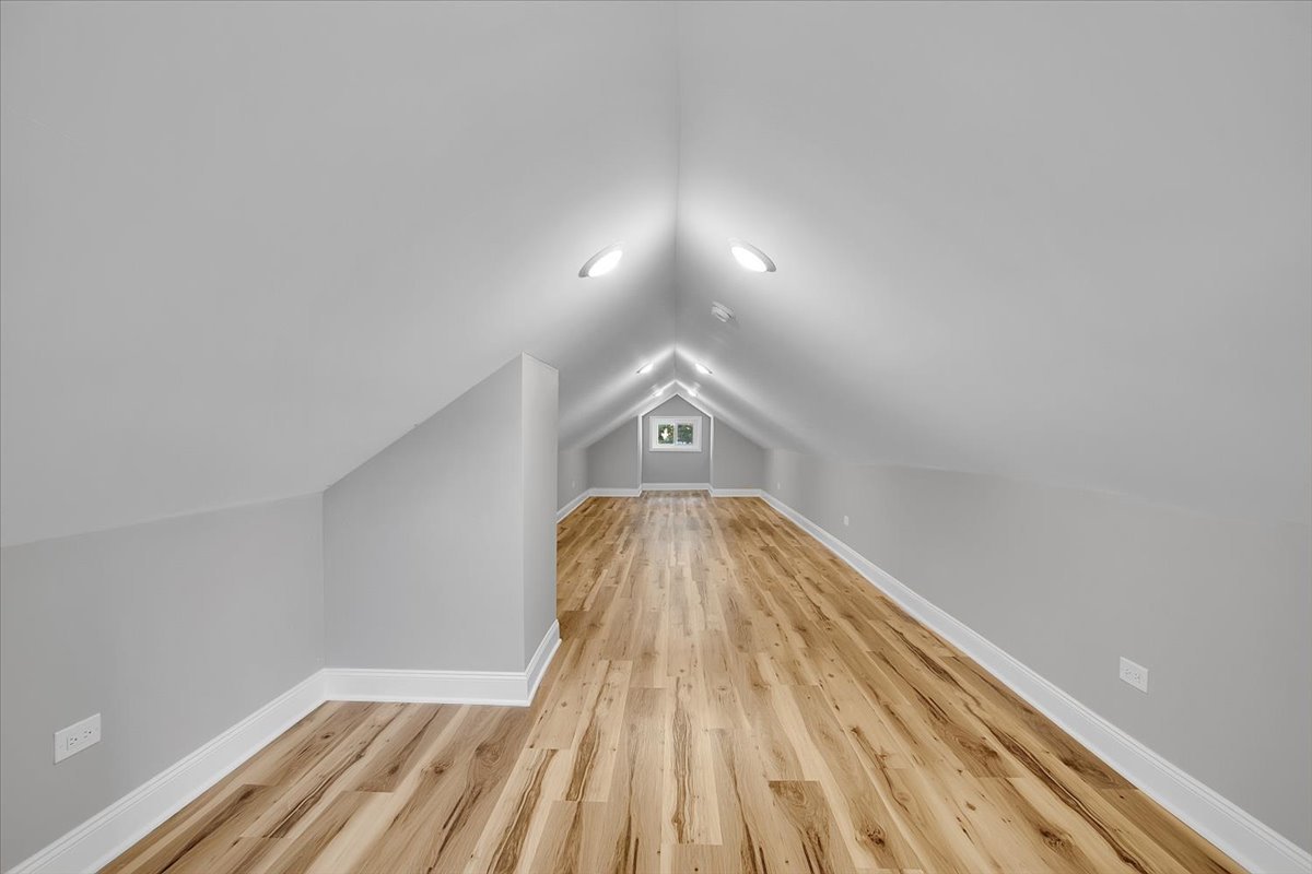 6233 South Claremont Avenue Chicago IL 60636