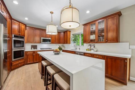 1620 Mulberry Drive Libertyville IL 60048