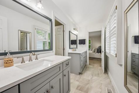 1620 Mulberry Drive Libertyville IL 60048