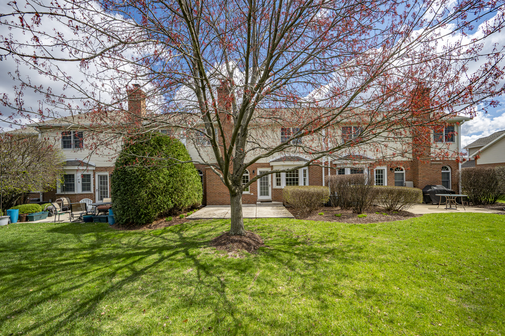 8444 Sandalwood Court Darien IL 60561