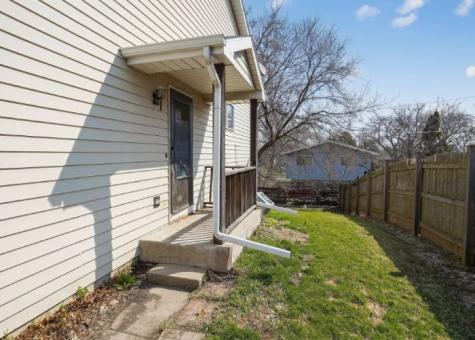 115 North Mcaree Road Waukegan IL 60085