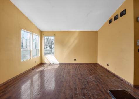 115 North Mcaree Road Waukegan IL 60085