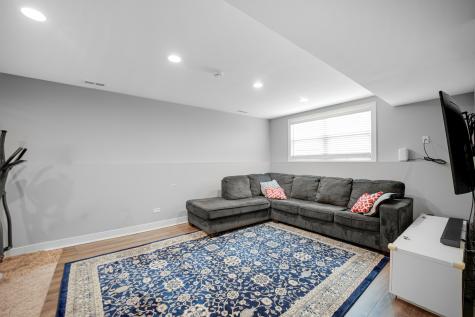 10324 South 81st Avenue Palos Hills IL 60465