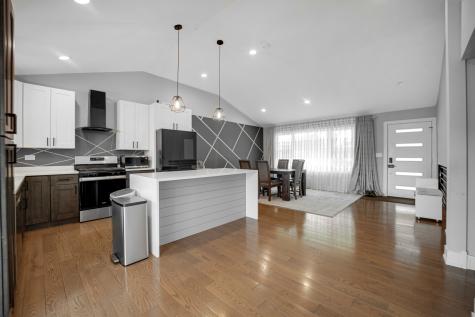 10324 South 81st Avenue Palos Hills IL 60465