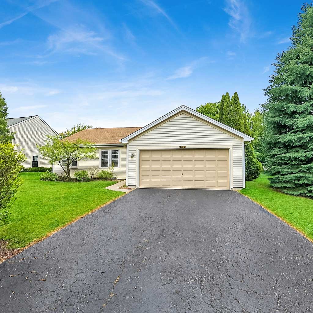 1499 Raven Drive Bolingbrook IL 60490