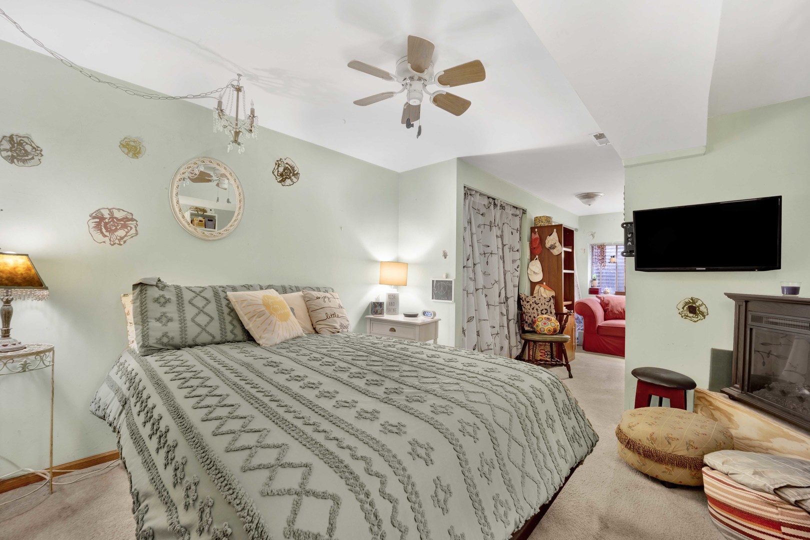 1499 Raven Drive Bolingbrook IL 60490