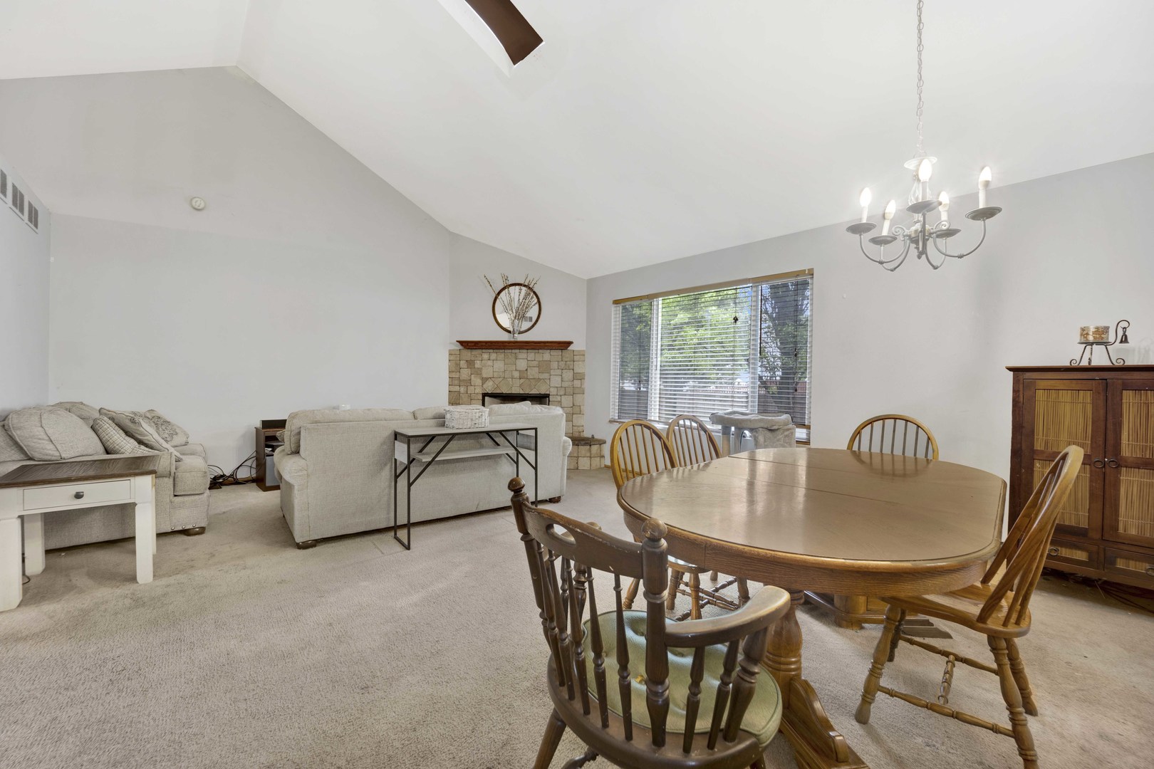 1499 Raven Drive Bolingbrook IL 60490