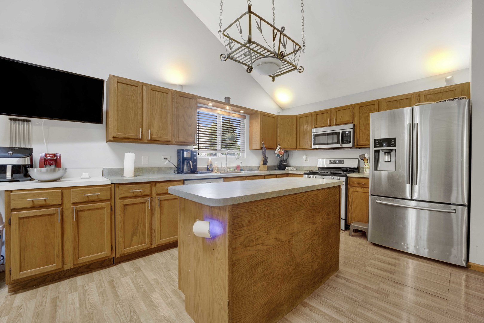 1499 Raven Drive Bolingbrook IL 60490