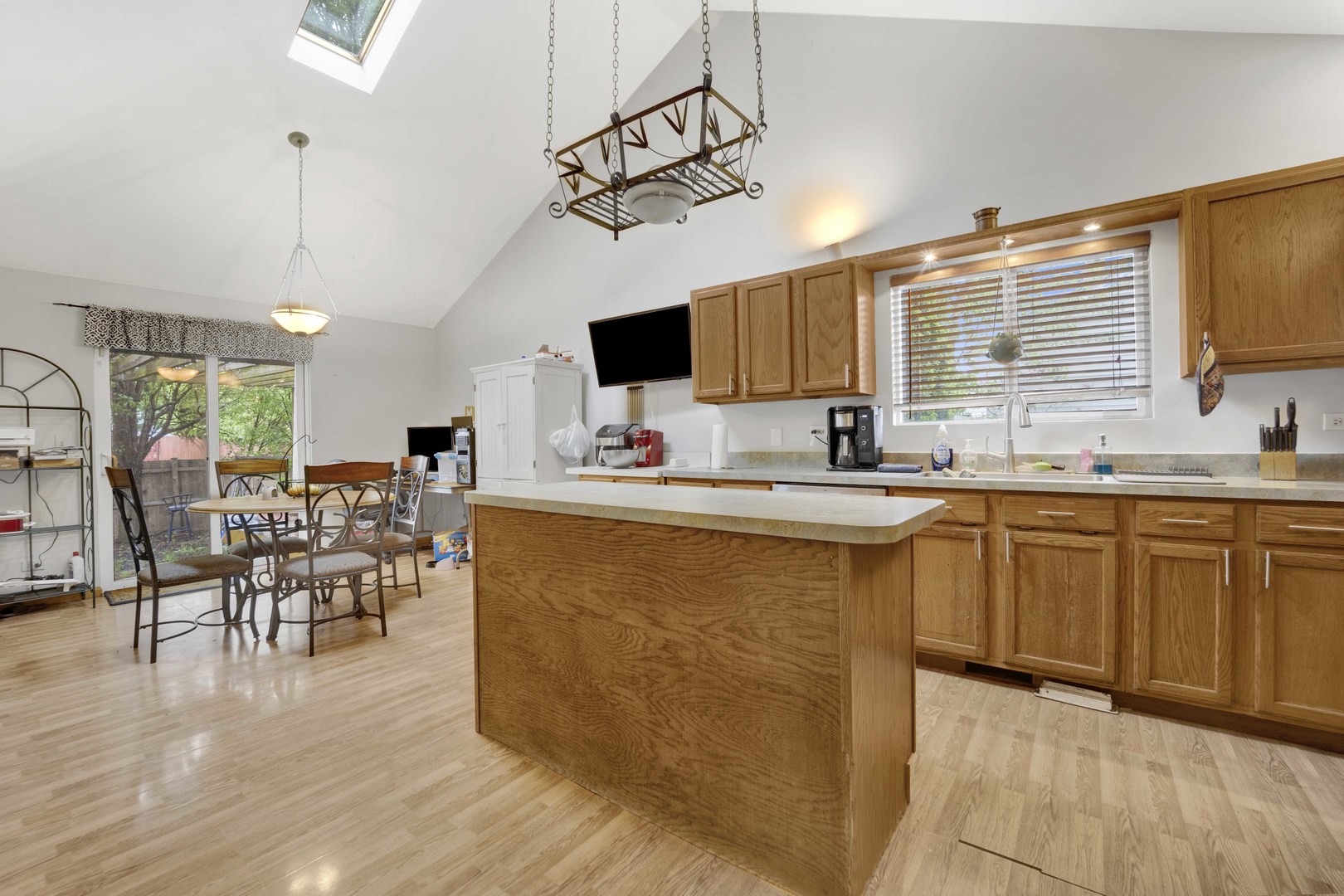 1499 Raven Drive Bolingbrook IL 60490