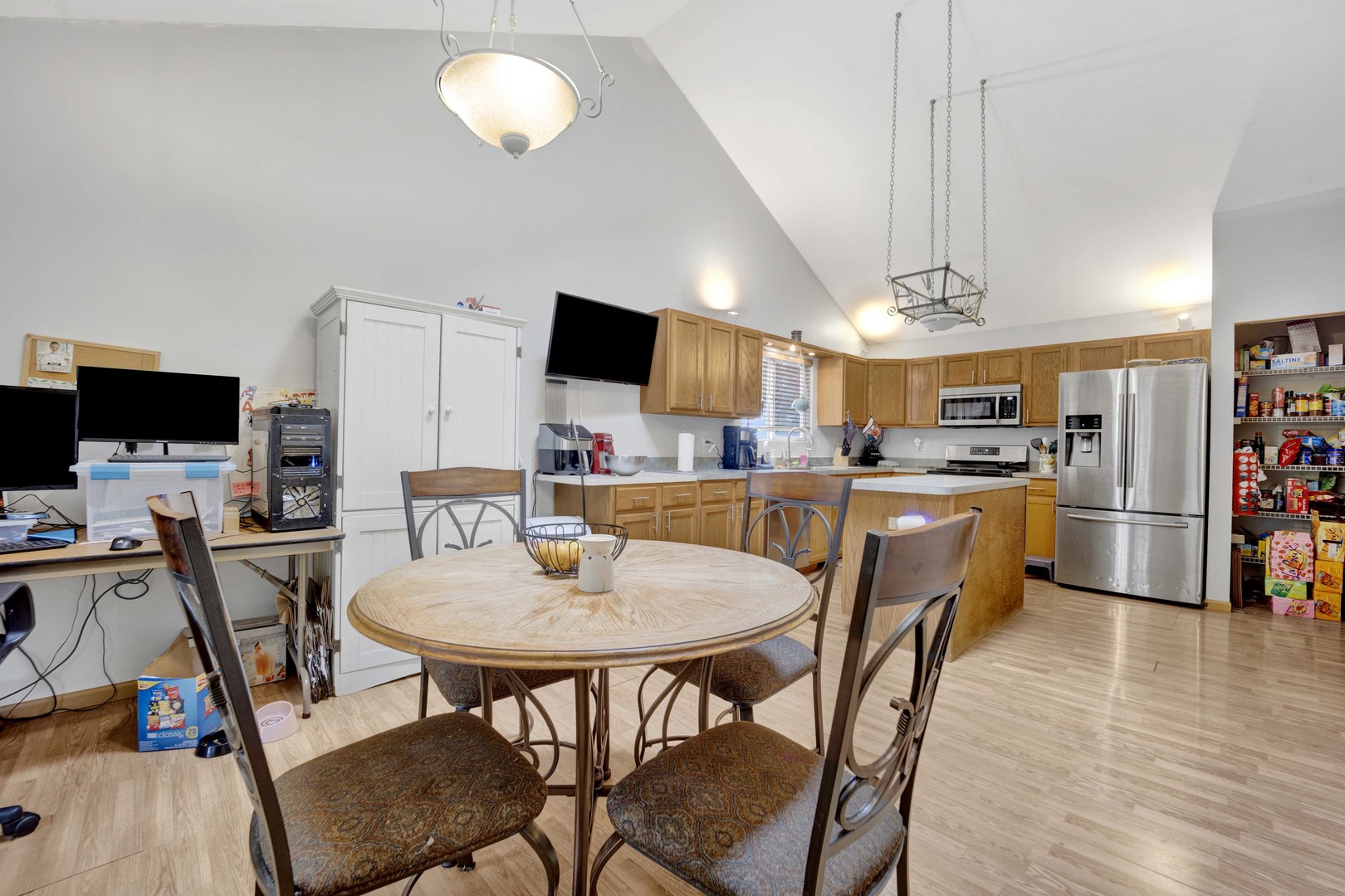 1499 Raven Drive Bolingbrook IL 60490