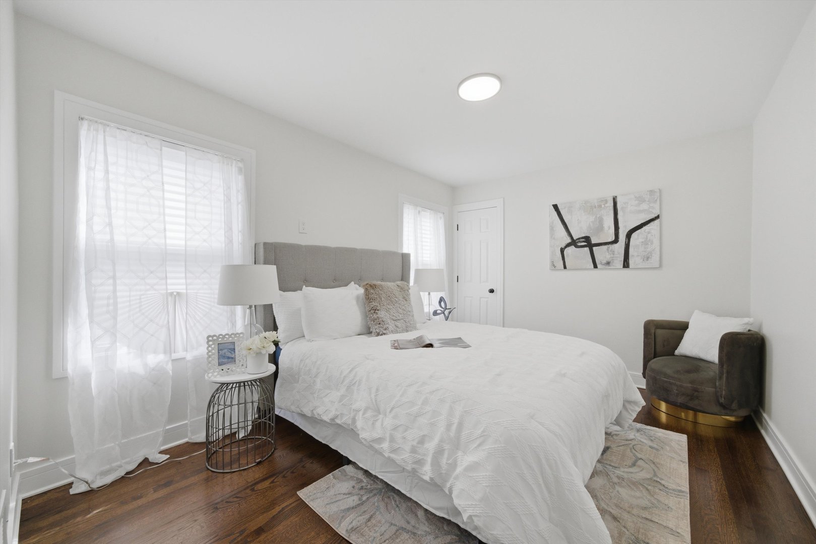 8801 South Clyde Avenue Chicago IL 60617