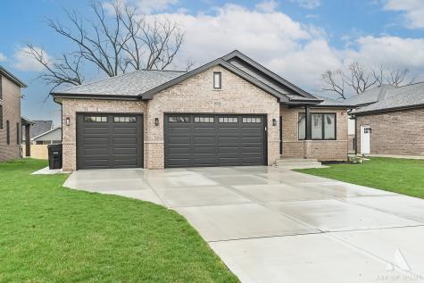 8039 South 85th Court Justice IL 60458