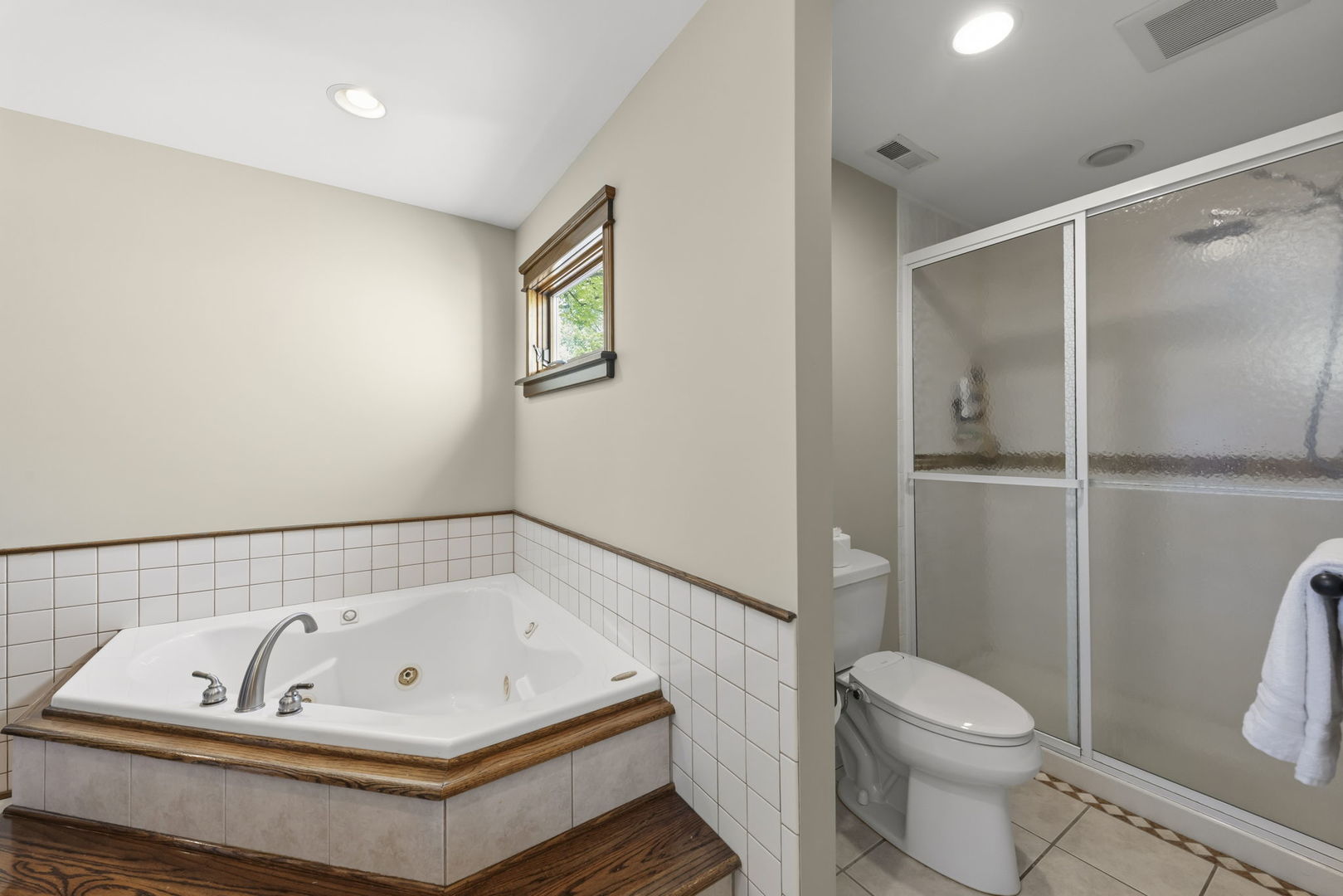 339 8TH Street Downers Grove IL 60515