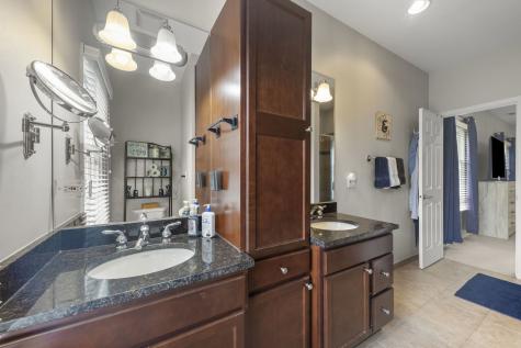 4528 Middaugh Avenue Downers Grove IL 60515