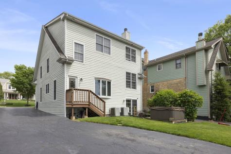 4528 Middaugh Avenue Downers Grove IL 60515