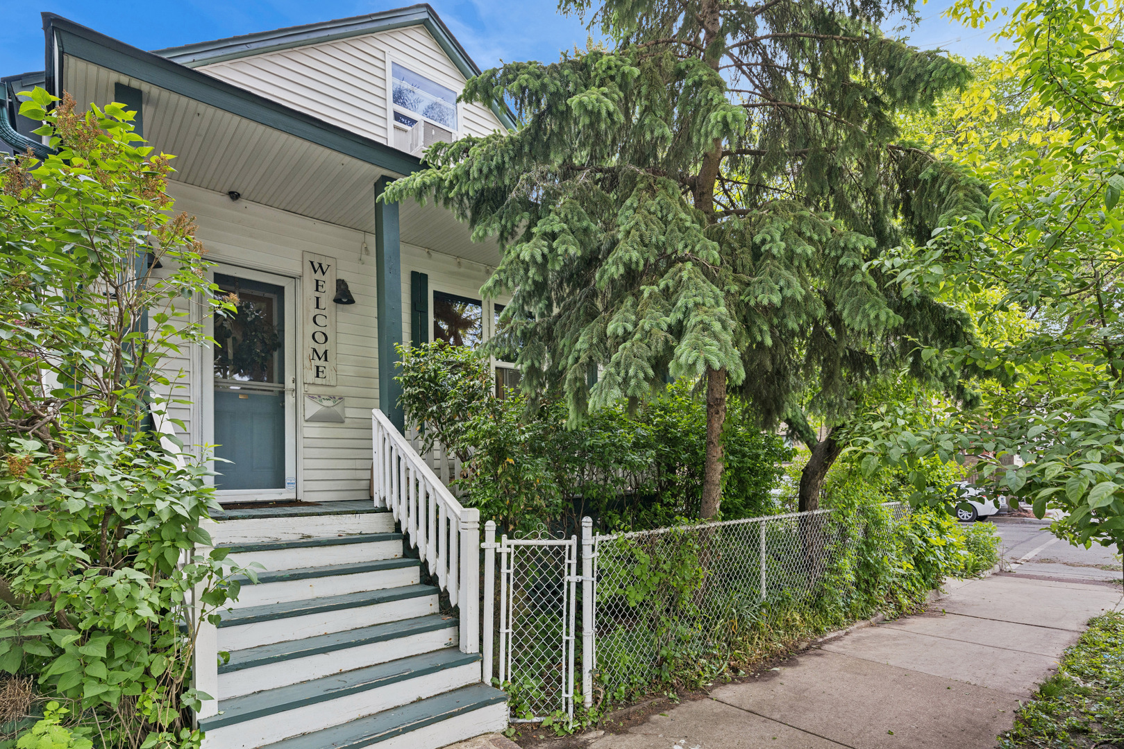 500 West 42nd Street Chicago IL 60609
