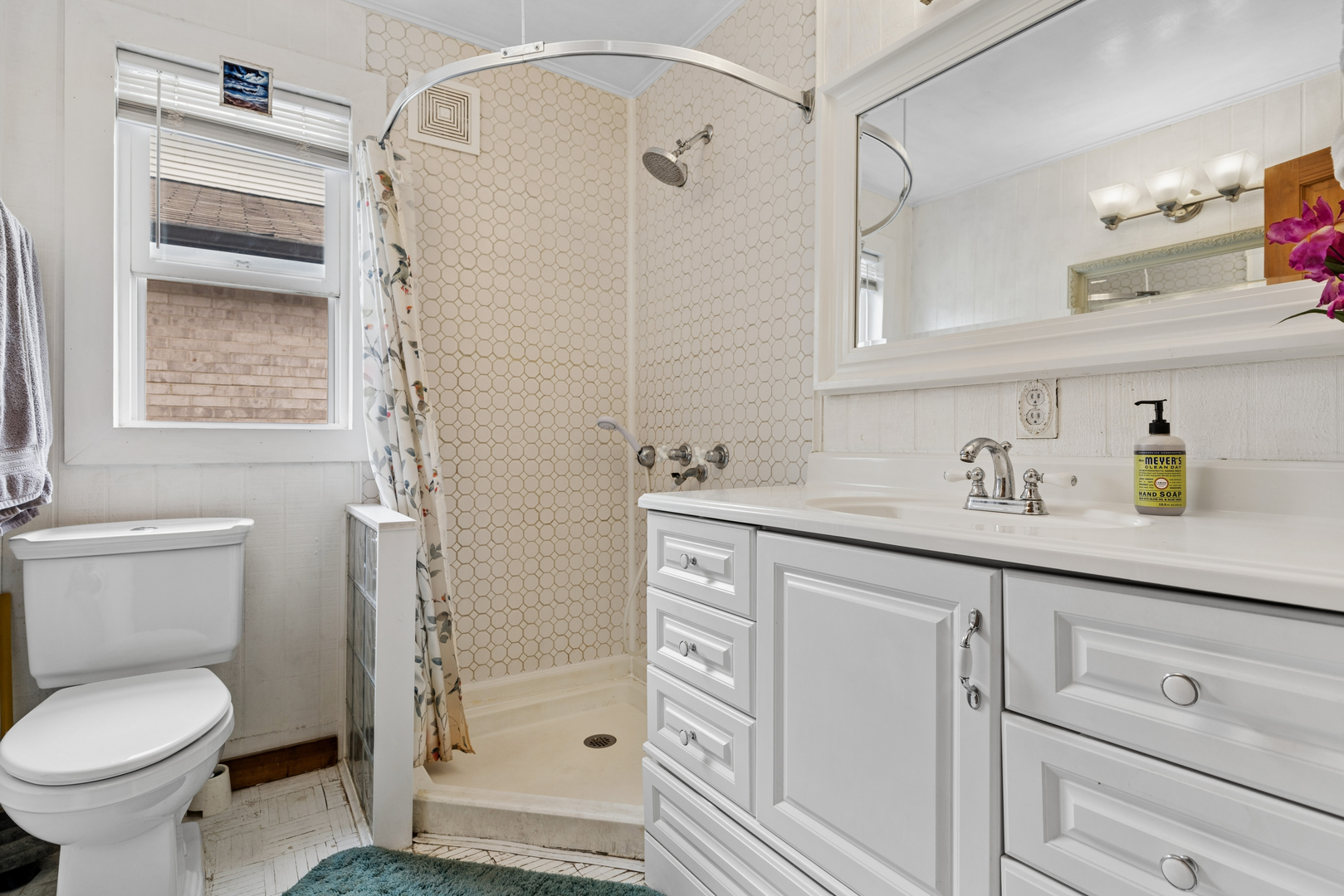 500 West 42nd Street Chicago IL 60609
