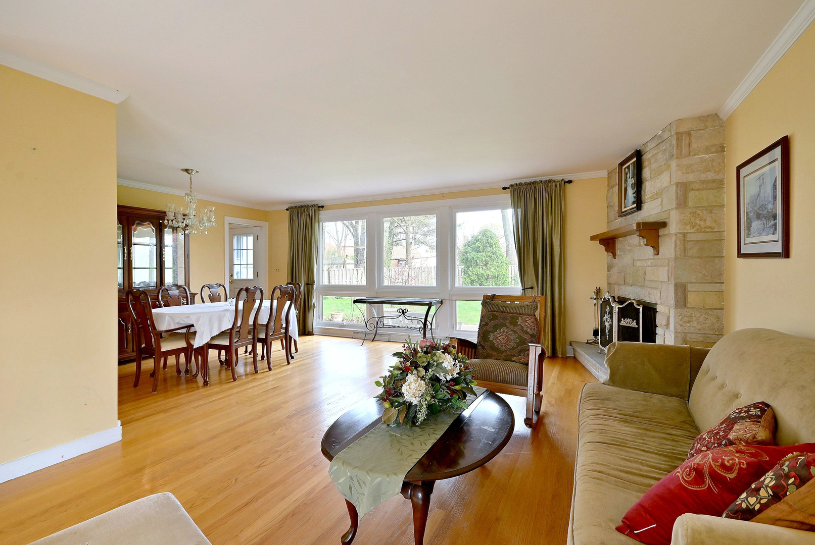 5425 Howard Avenue Western Springs IL 60558