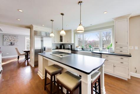 924 Glen Oak Drive Sleepy Hollow IL 60118