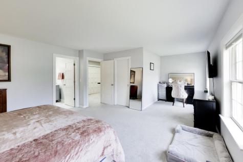 924 Glen Oak Drive Sleepy Hollow IL 60118