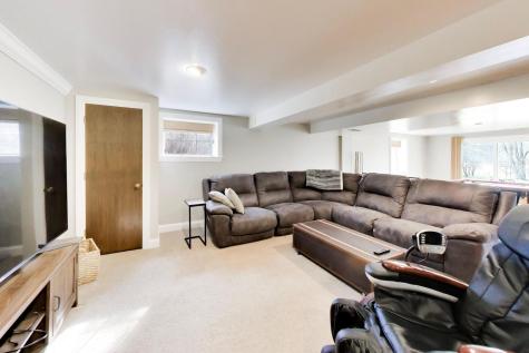 924 Glen Oak Drive Sleepy Hollow IL 60118