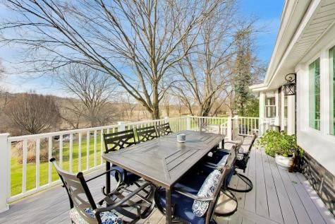 924 Glen Oak Drive Sleepy Hollow IL 60118