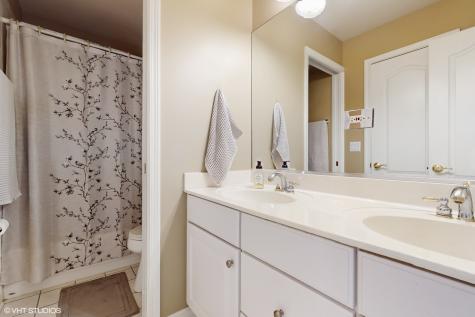 3432 Redwing Drive Naperville IL 60564
