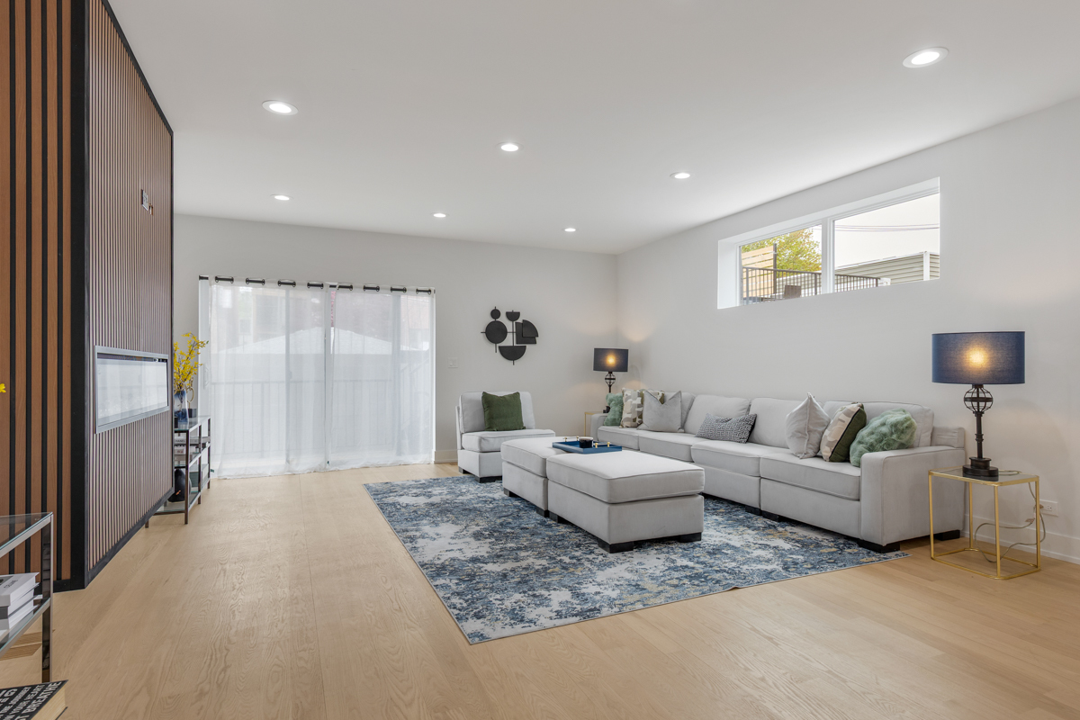 1522 West Wolfram Street Chicago IL 60657