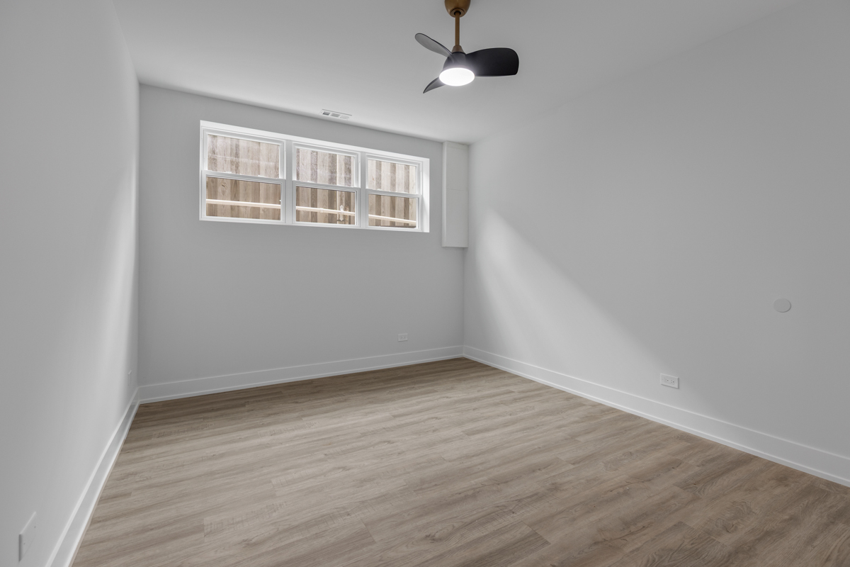 1522 West Wolfram Street Chicago IL 60657