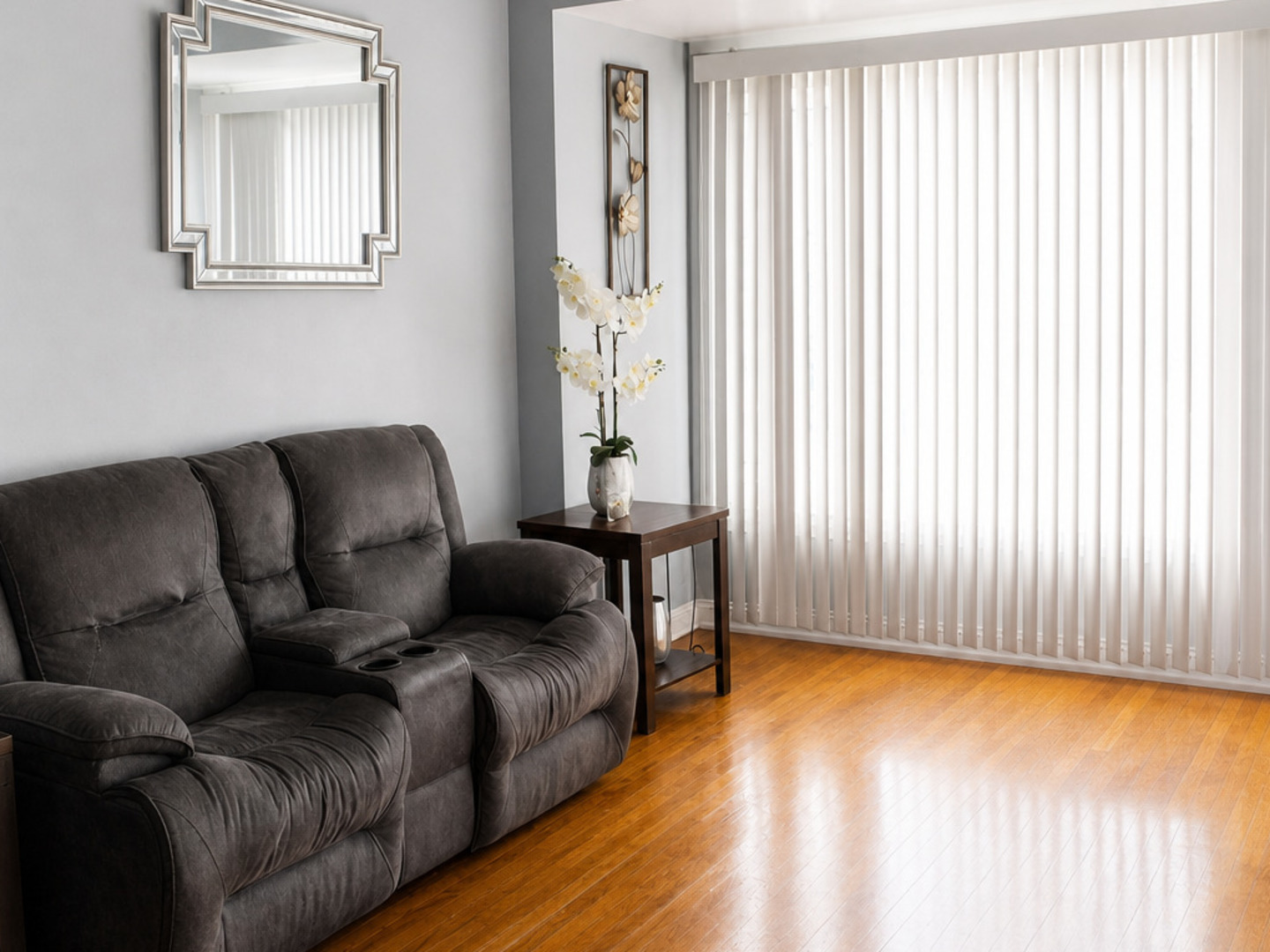 3430 West 72nd Street Chicago IL 60629