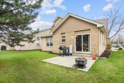 1014 Edinburgh Court Joliet IL 60431