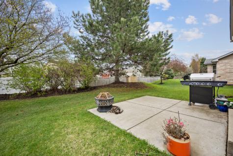 1014 Edinburgh Court Joliet IL 60431
