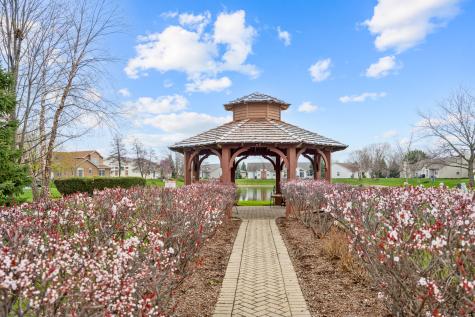 1014 Edinburgh Court Joliet IL 60431