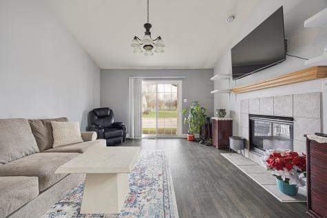 1014 Edinburgh Court Joliet IL 60431