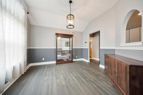 1014 Edinburgh Court Joliet IL 60431