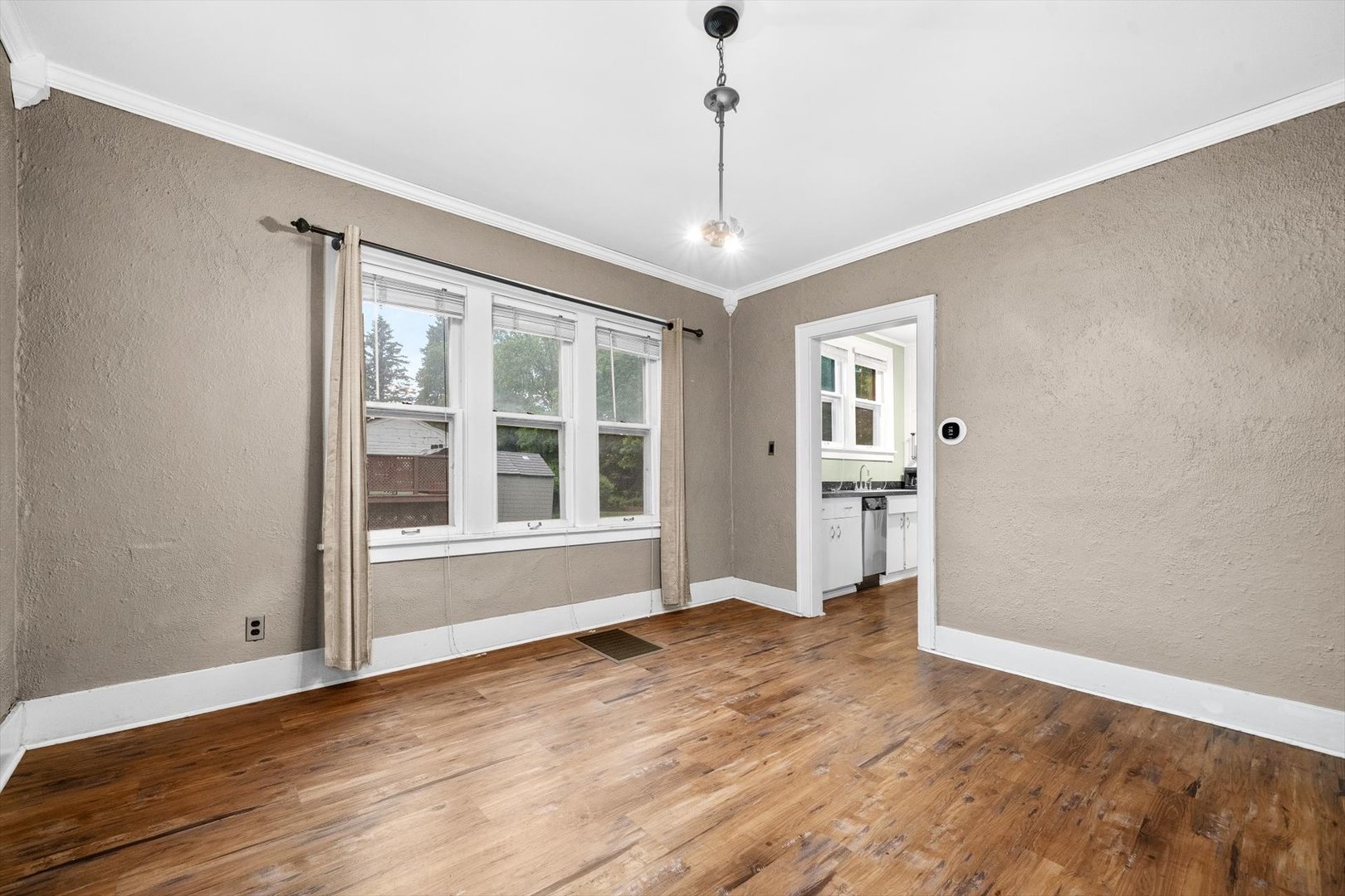 508 South Elmwood Drive Aurora IL 60506