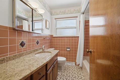 9229 Marmora Avenue Morton Grove IL 60053