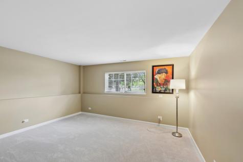 1009 Alberta Road Elgin IL 60124