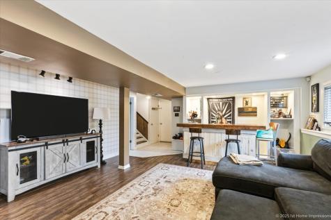 15309 Walnut Road Oak Forest IL 60452